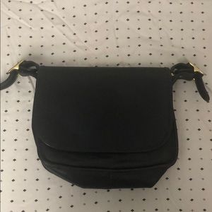 ✨ Vintage Coach Patricia's Legacy saddle bag 🌙